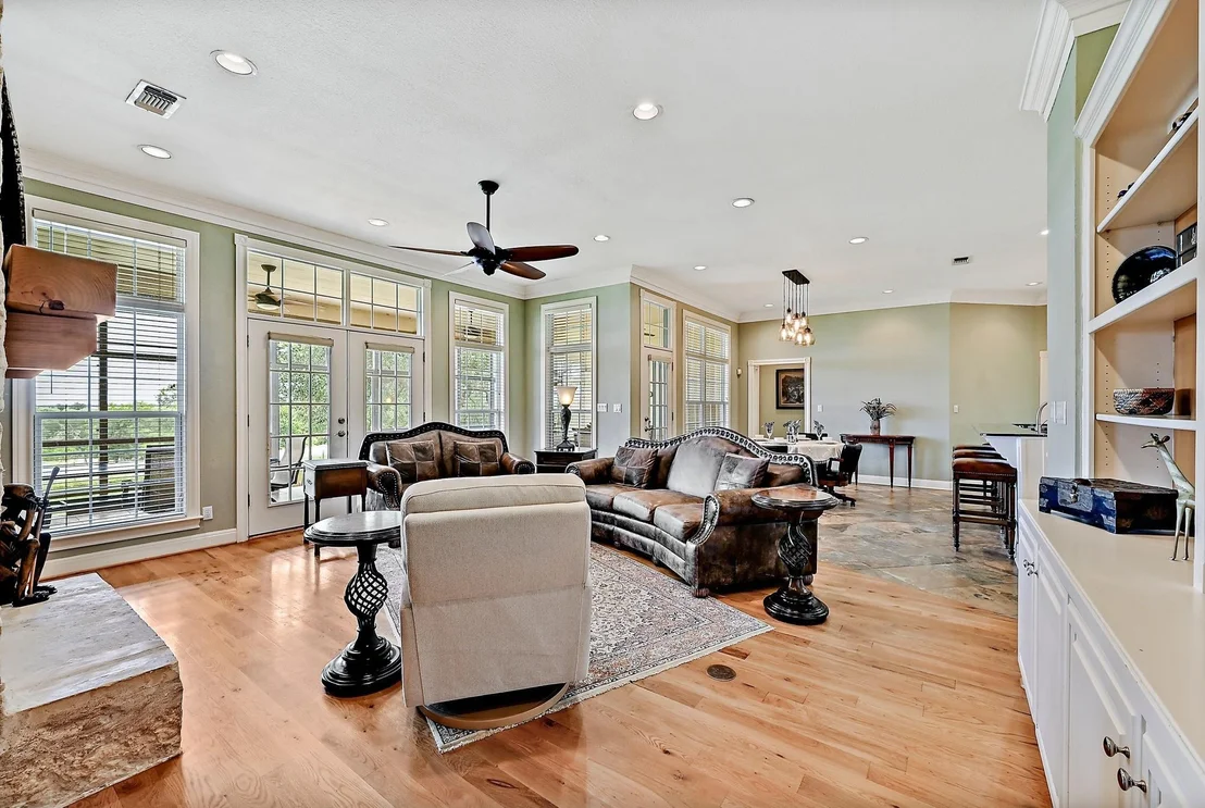 Photo of 948 Upper Elgin River RD