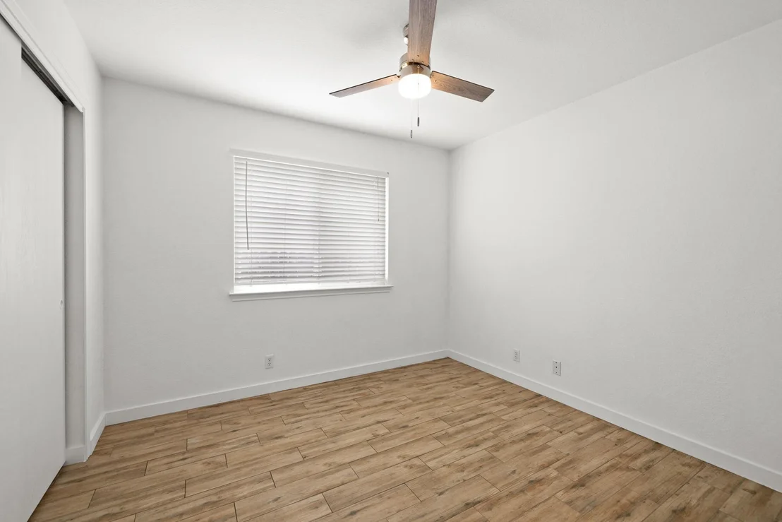 Photo of 105 Stanford DR
