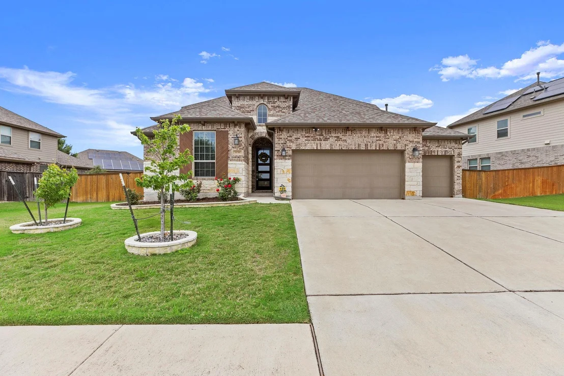 Photo of 3036 Columbus LOOP