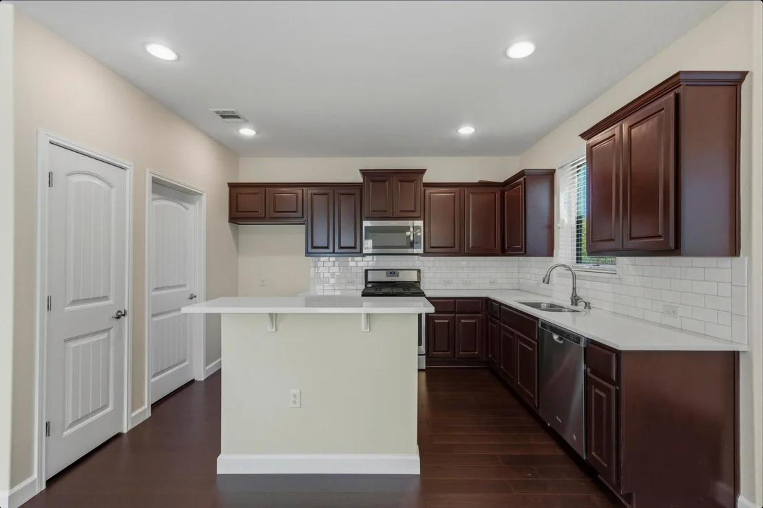 Photo of 9329 Alex LN