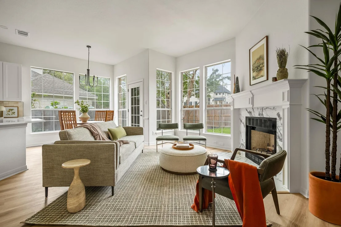 Photo of 4015 Sable Oaks DR