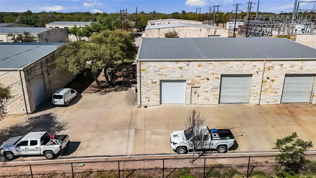 Photo of Unit 21A at 2000 Windy TER