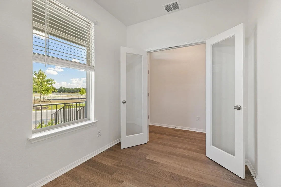 Photo of 180 Condesa ST