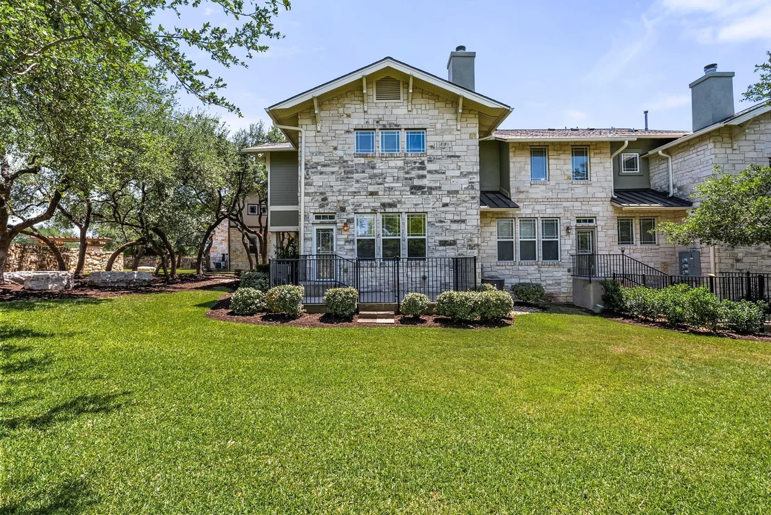 Photo of Unit 401 at 2930 Grand Oaks LOOP