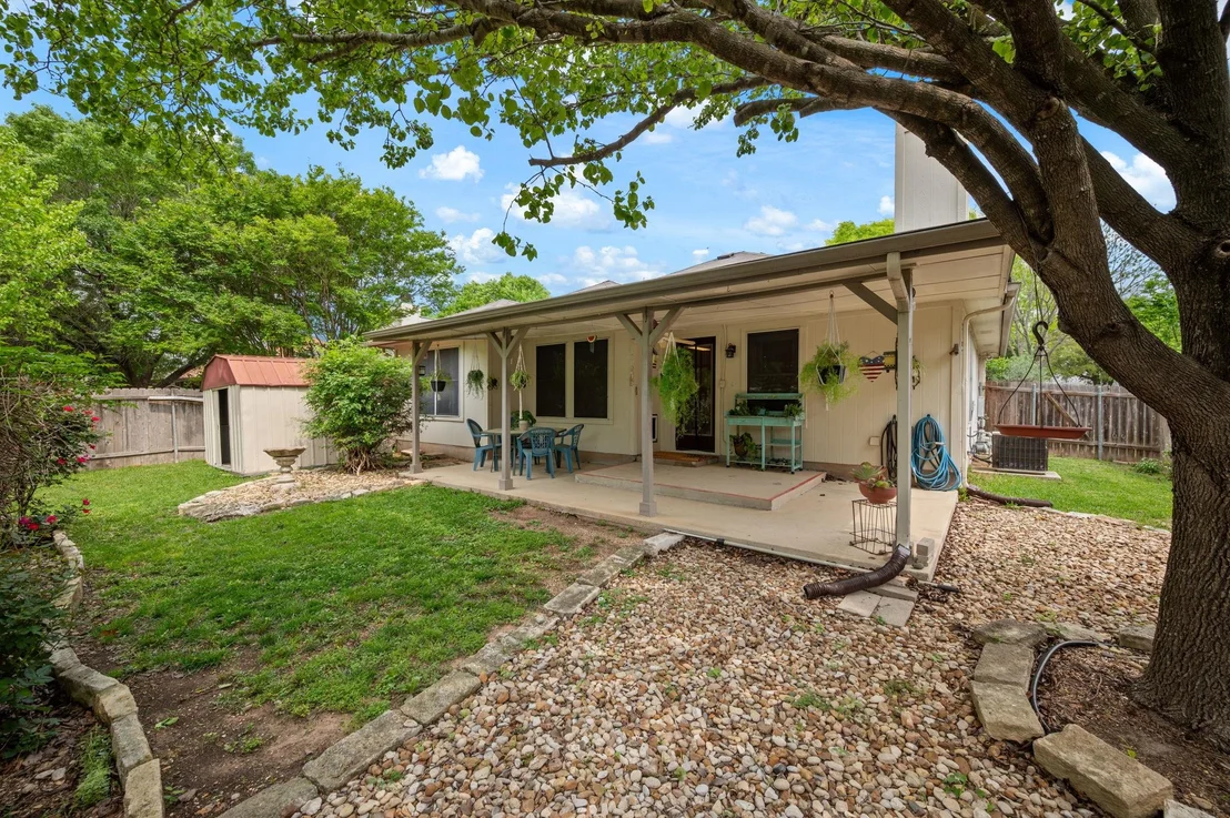 Photo of 450 Zebra DR