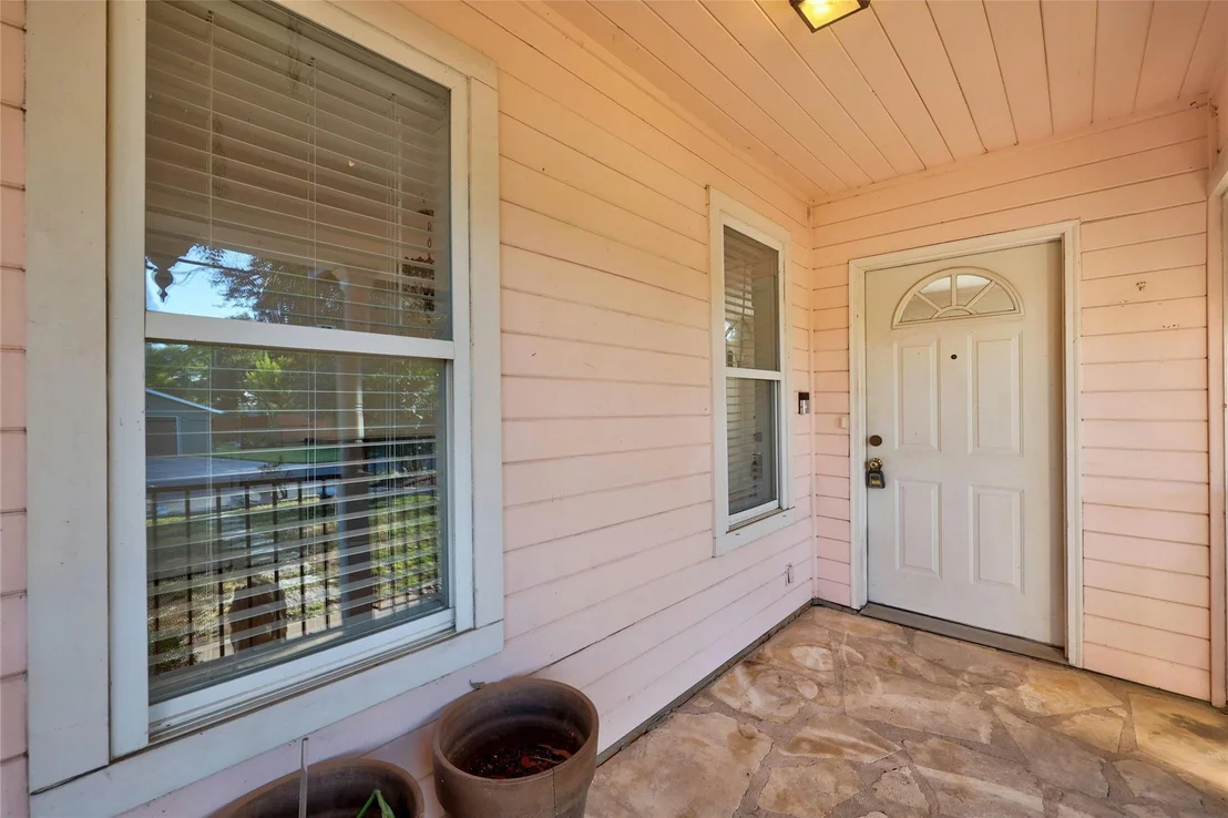 Photo of 2108 Mahone Ave