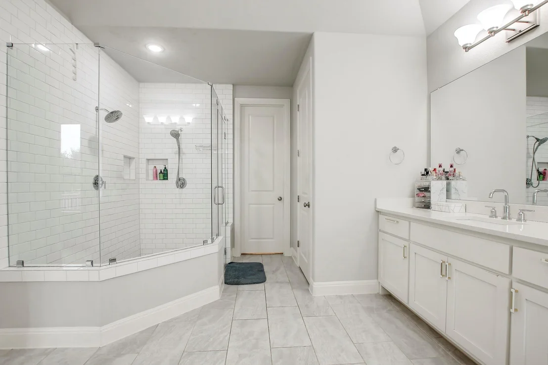 Photo of 525 Houston LOOP
