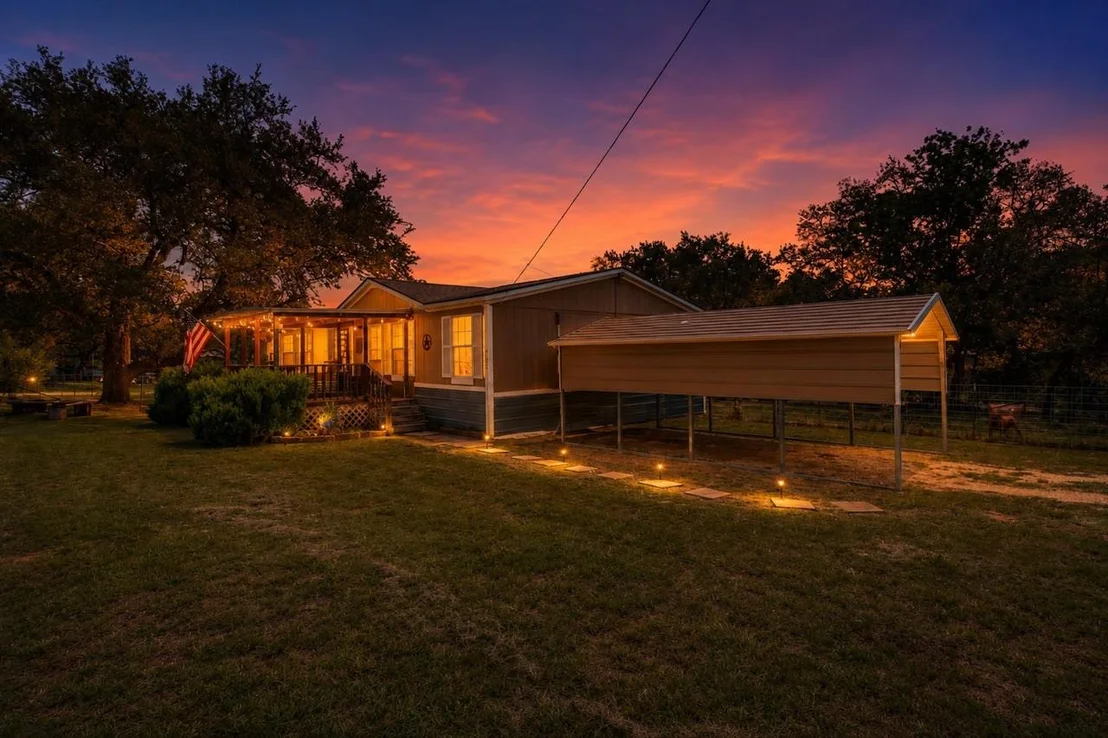 Photo of 122 Heritage DR
