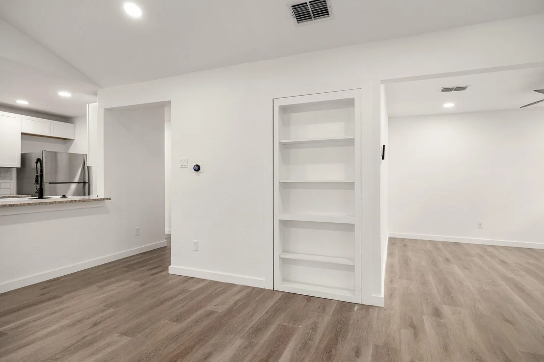 Photo of 1501 Sagebrush DR