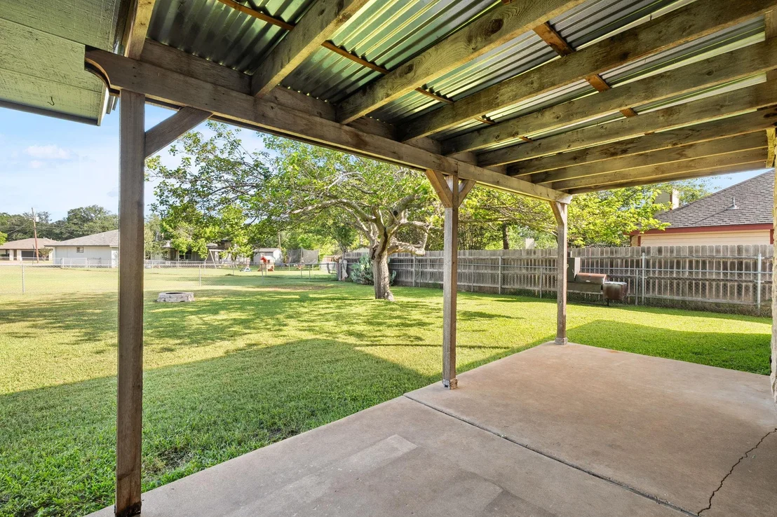 Photo of 909 Garden View DR