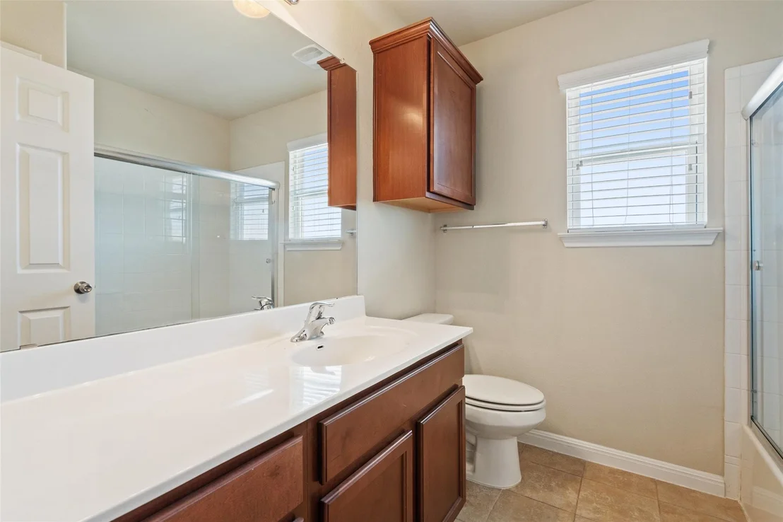 Photo of 1046 Lost Pines LN