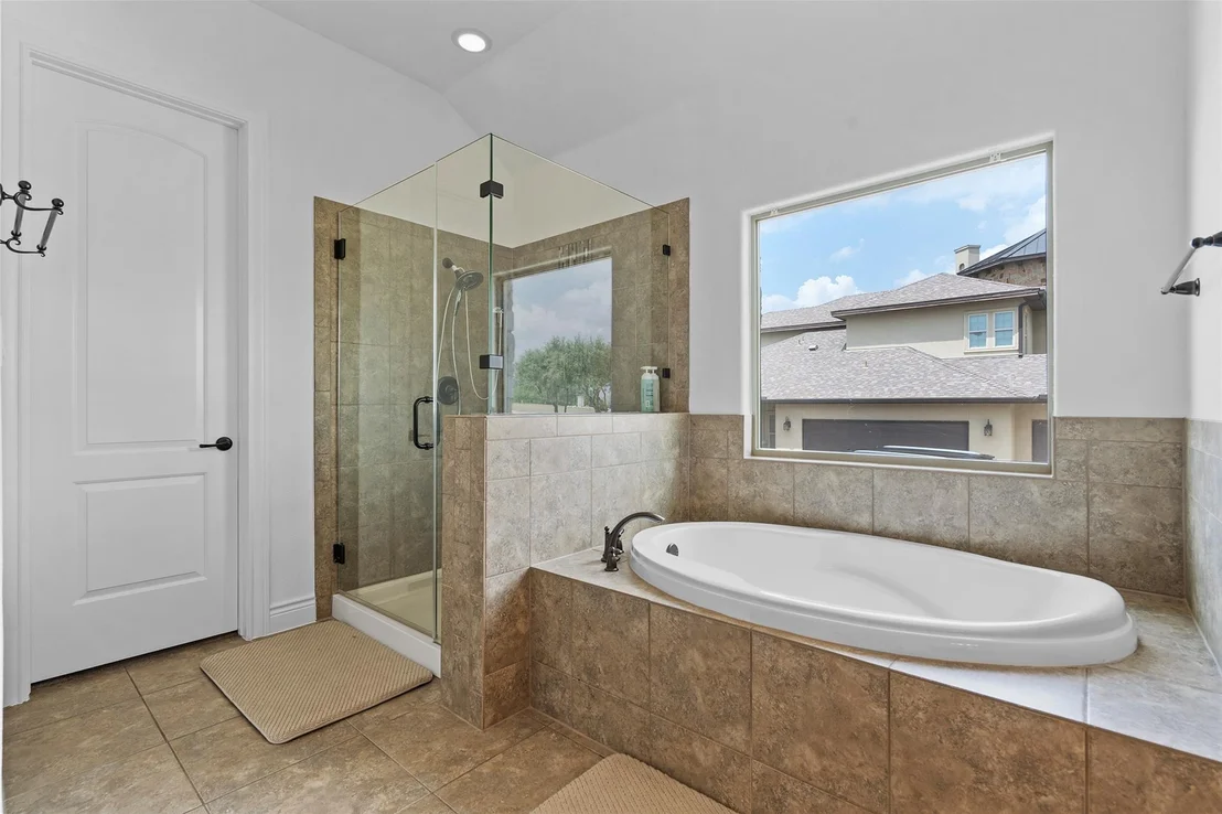 Photo of 1075 Bluff Woods DR