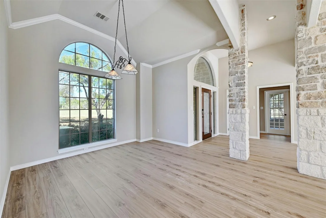 Photo of 1300 Little Bear RD