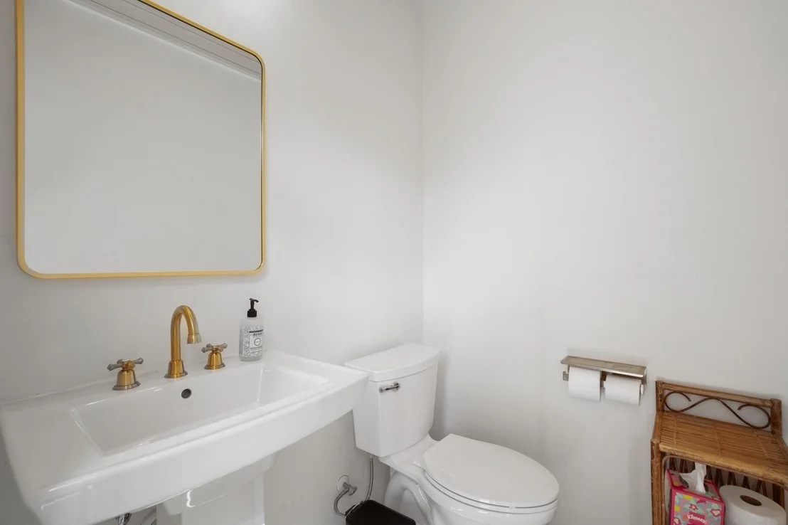 Photo of 2109 Travis Heights BLVD