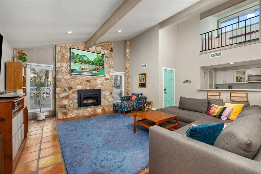 Photo of 2210 Red Fox RD