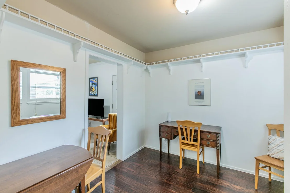 Photo of 1107 Vargas RD