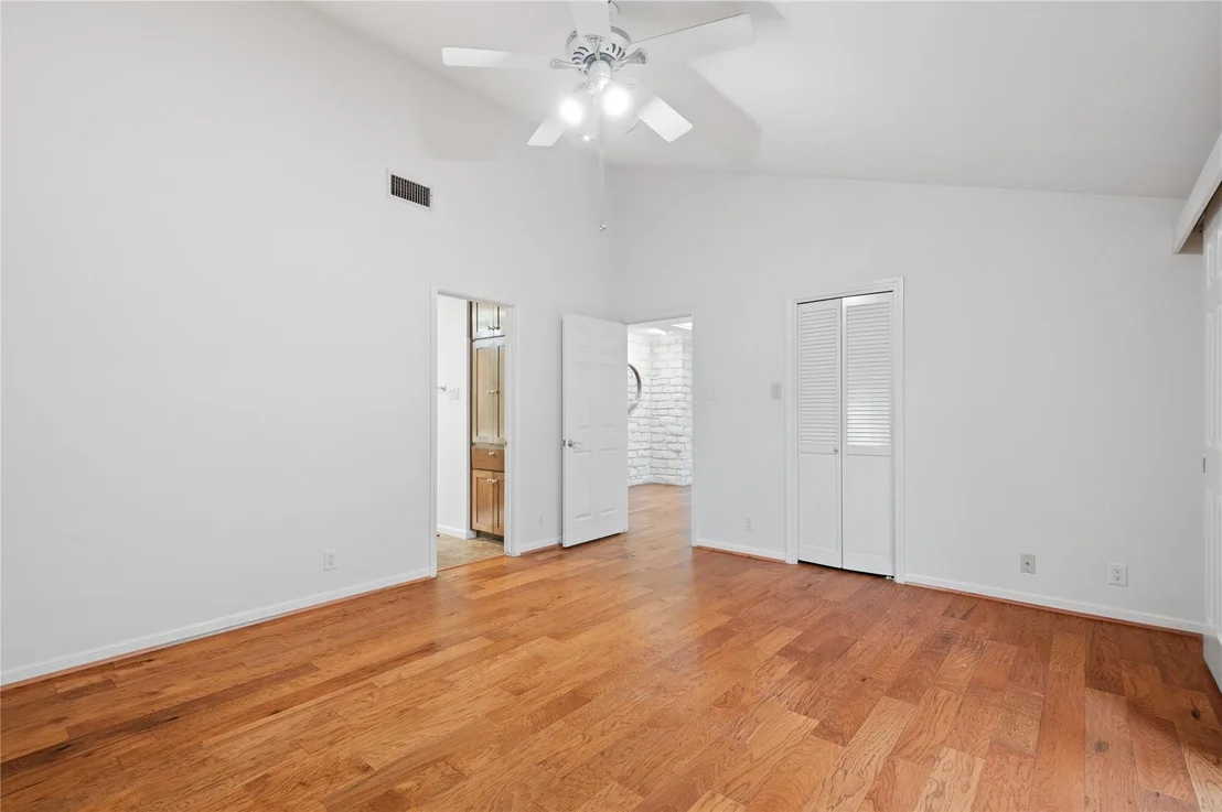 Photo of Unit D at 11125 Pinehurst DR