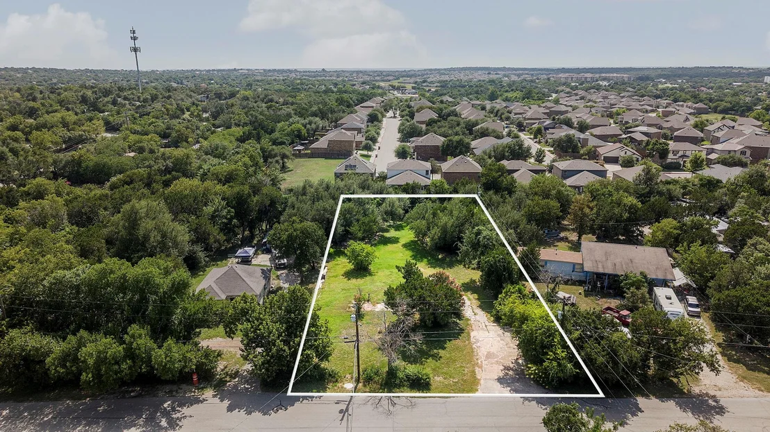 Photo of 1305 High Chaparral DR