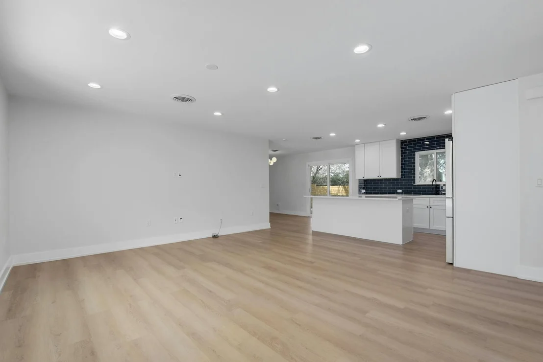 Photo of 2300 Fair Oaks DR