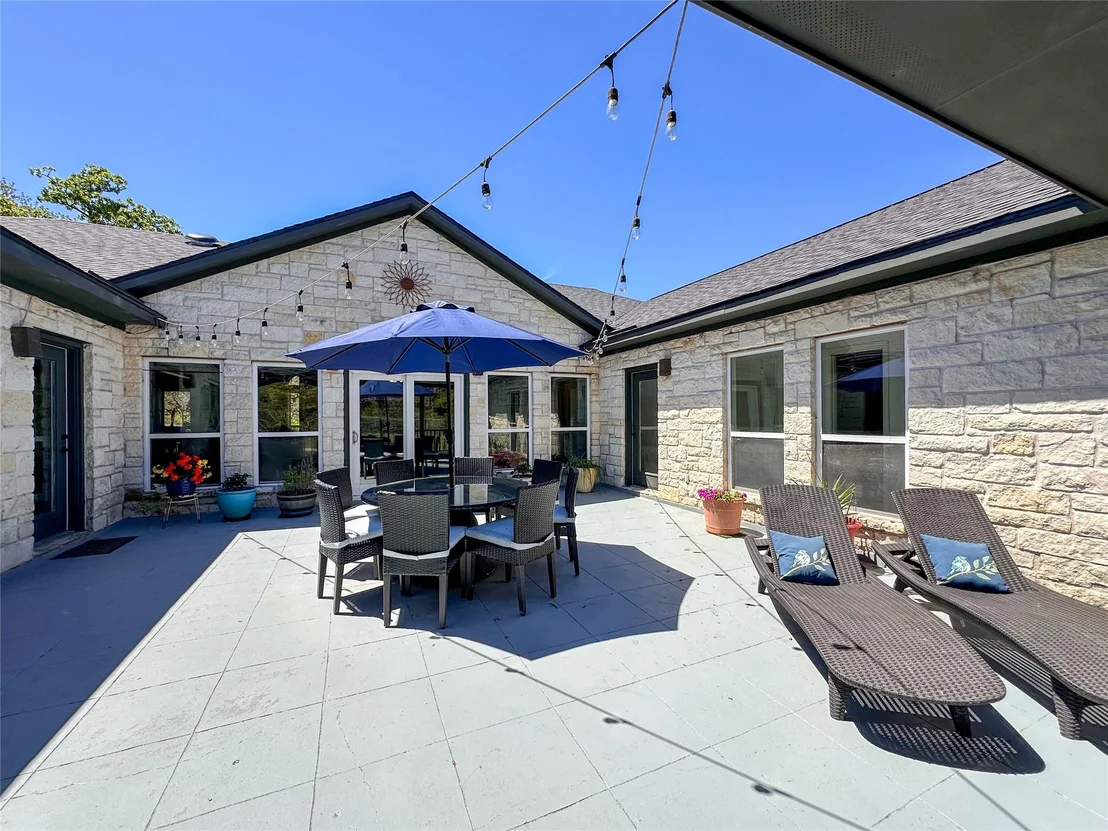 Photo of 368 Woodlands DR