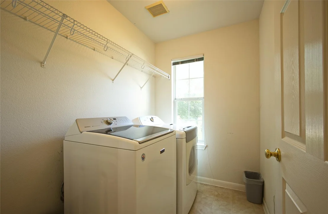 Photo of 900 Spring Hollow DR