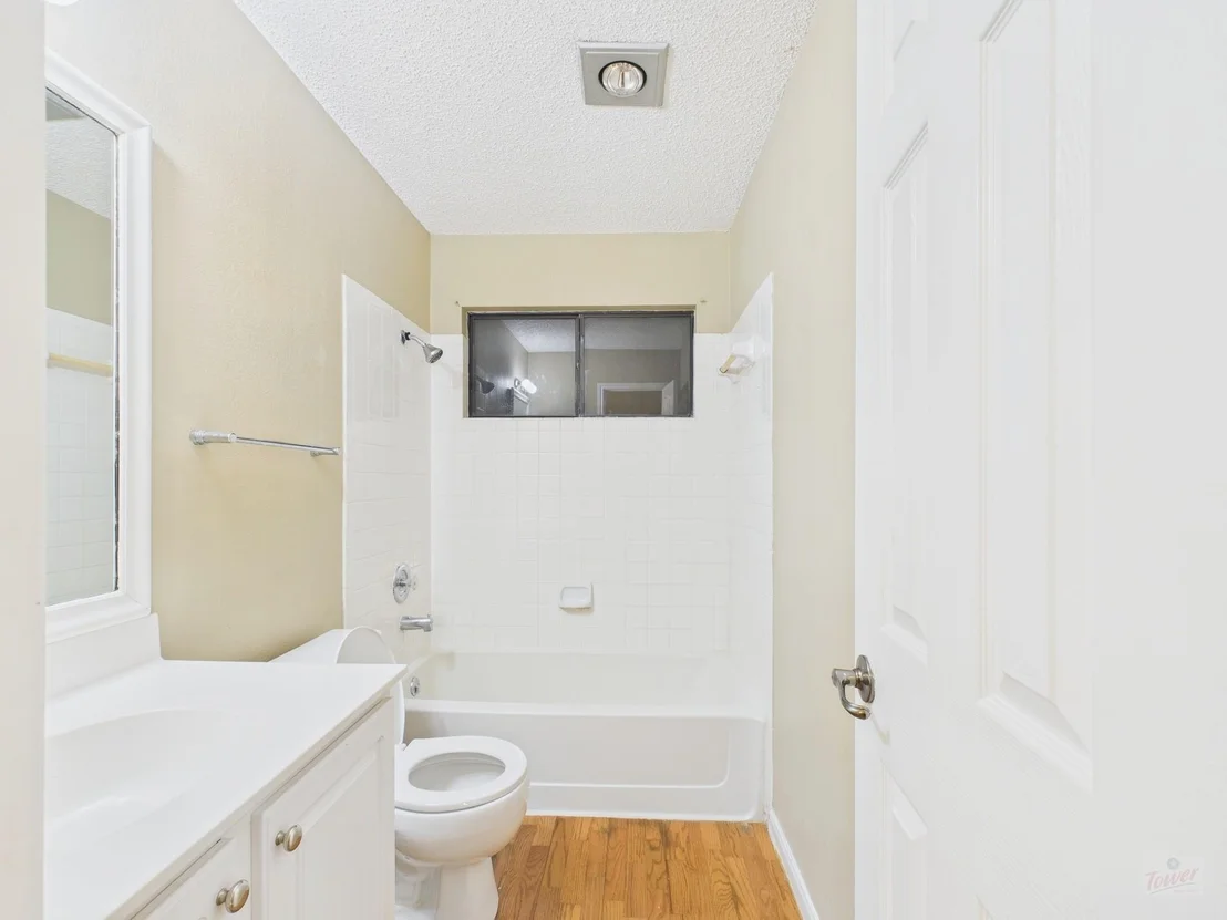 Photo of 14405 Tiffer LN