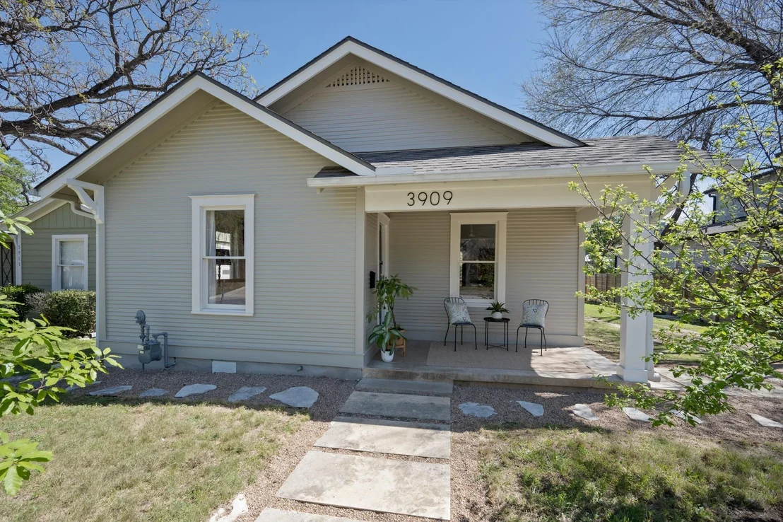 Photo of 3909 Becker Ave