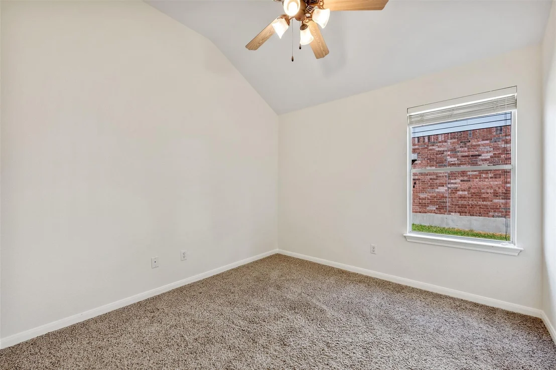 Photo of 912 Abbeyglen Castle DR