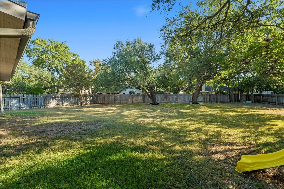 Photo of 1400 Brook WAY