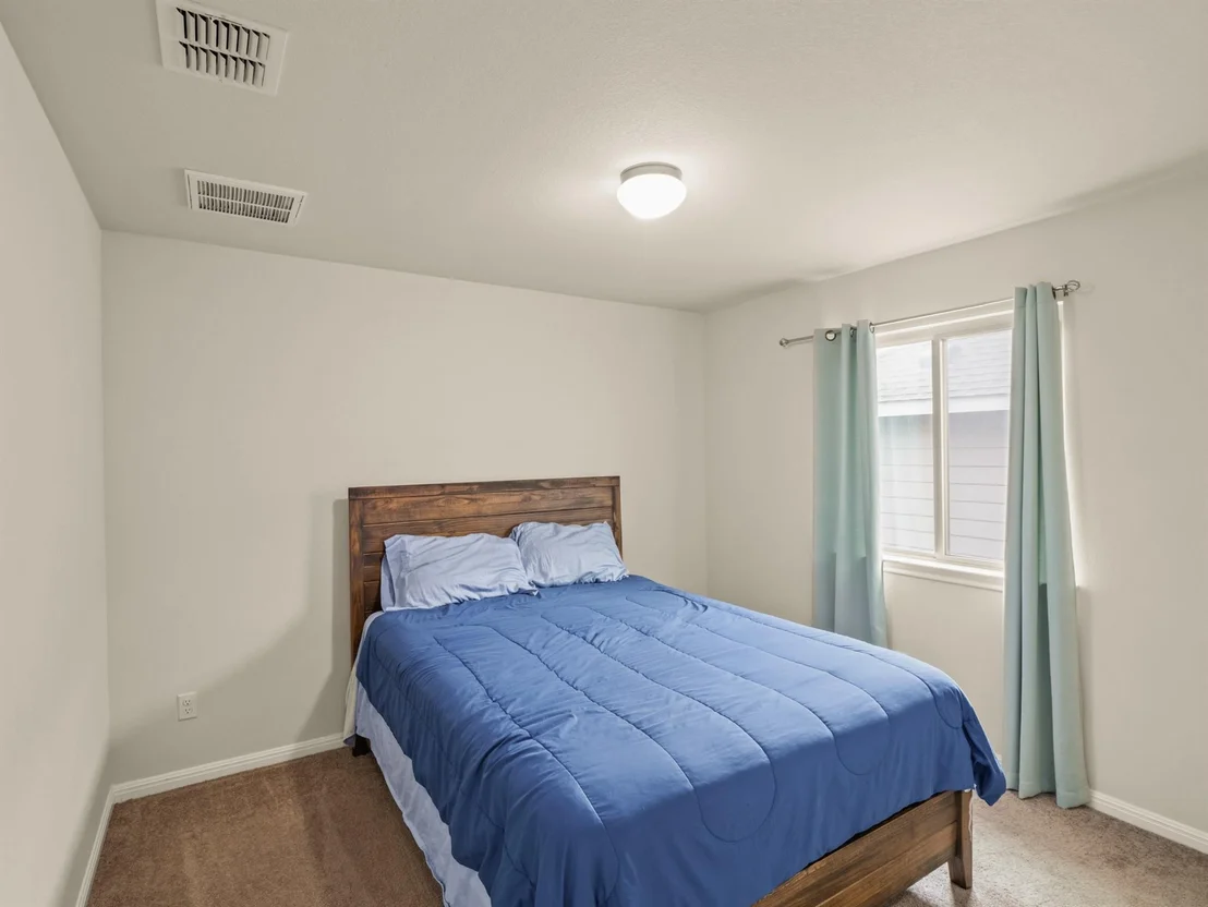 Photo of 574 W Nautical LOOP