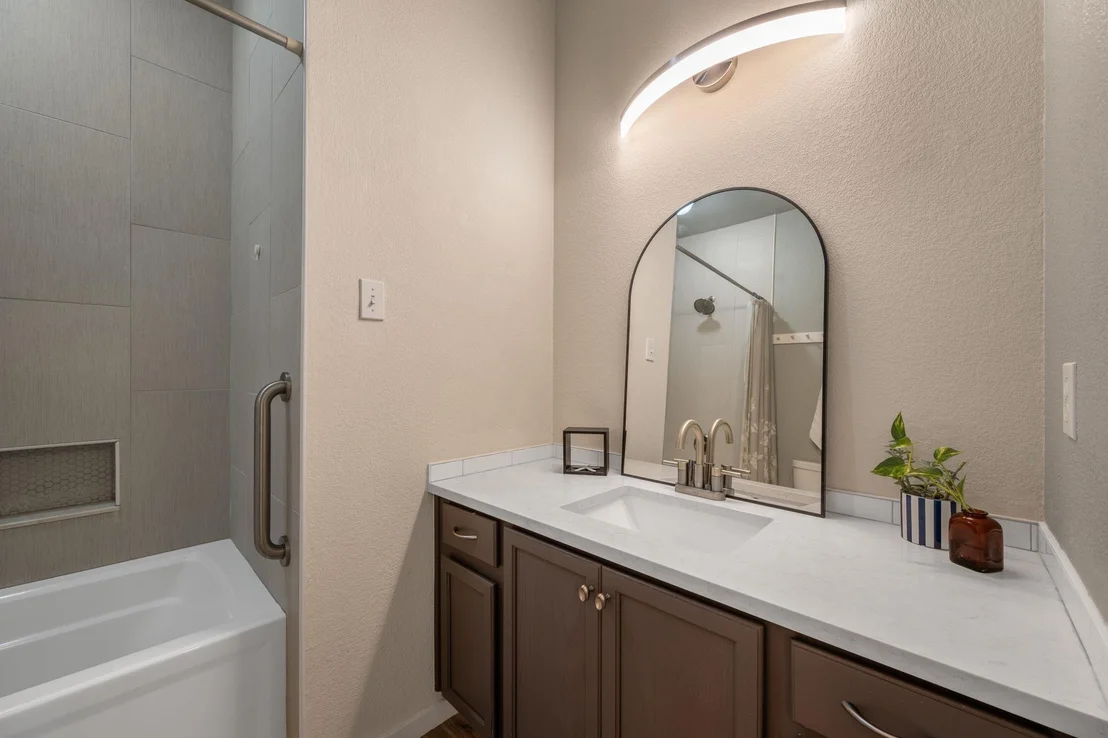 Photo of Unit 32 at 12401 Los Indios TRL
