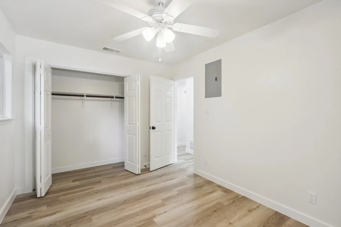 Photo of 9807 Kendal DR