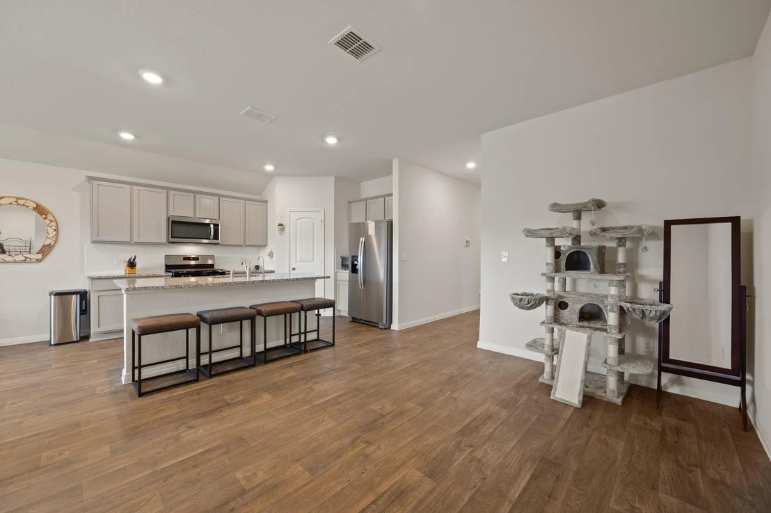 Photo of 13908 Mamie Eisenhower RD