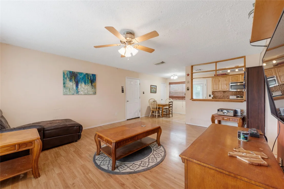 Photo of 1904 Heathwood CIR