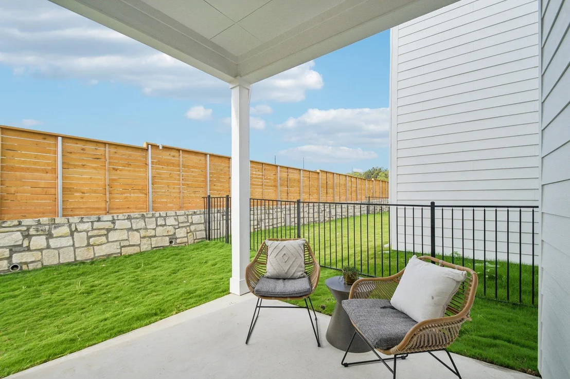 Photo of 1302 Rambling Rose RD