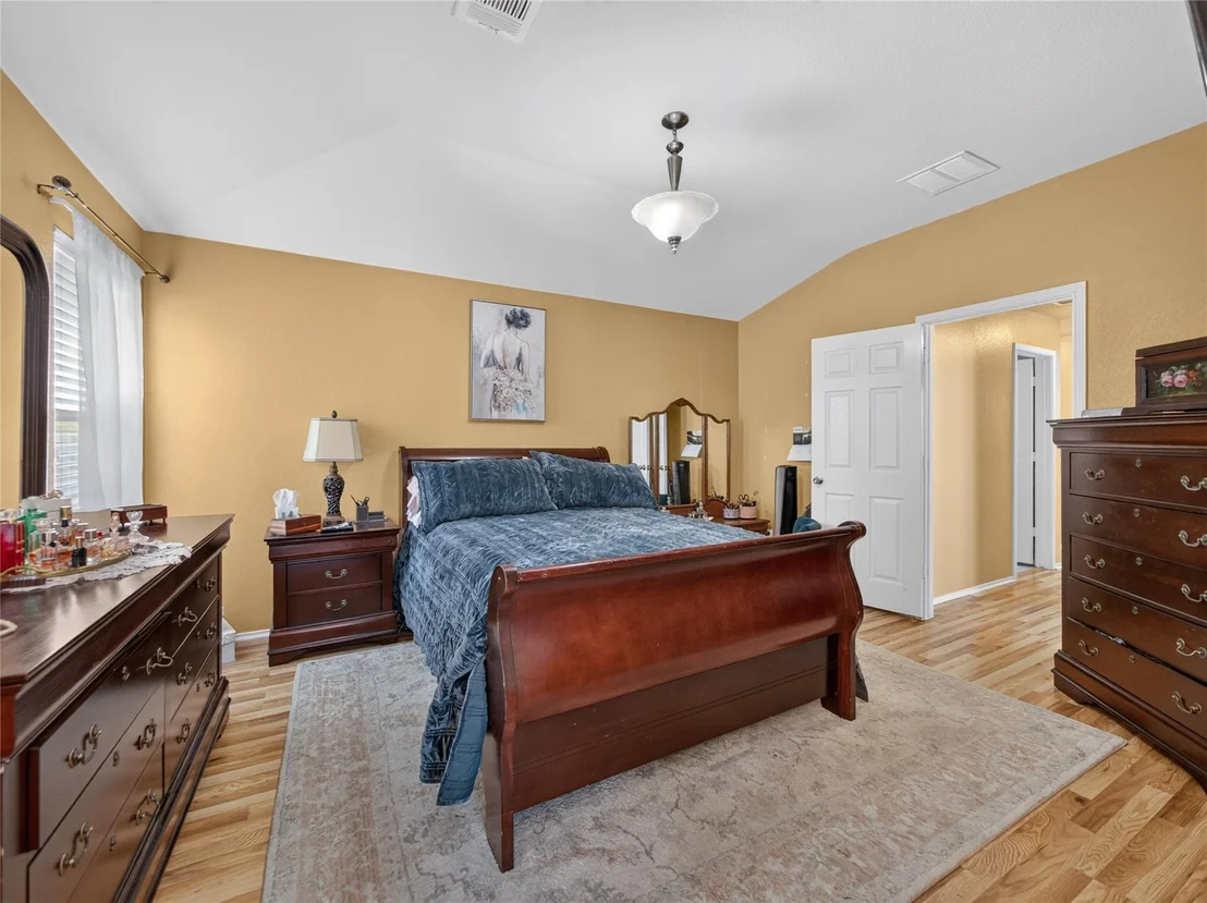 Photo of 427 Buckingham DR