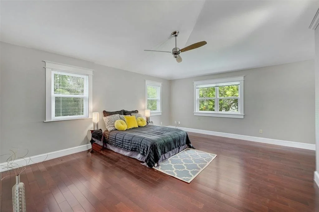 Photo of 2115 Saratoga DR