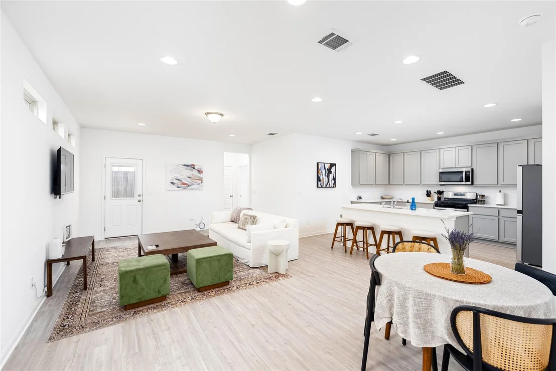 Photo of 12310 Zenyatta DR