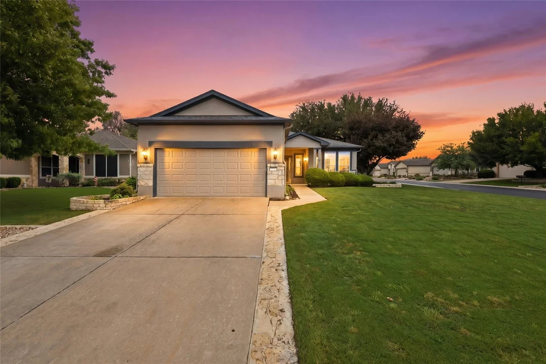 Photo of 202 Palmetto DR