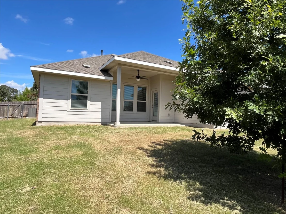 Photo of 707 Allende BND