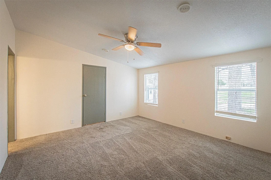 Photo of 241 Comancheria TRL