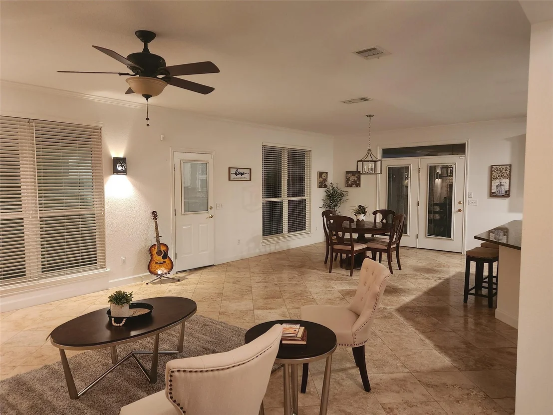 Photo of 58 Fairview DR