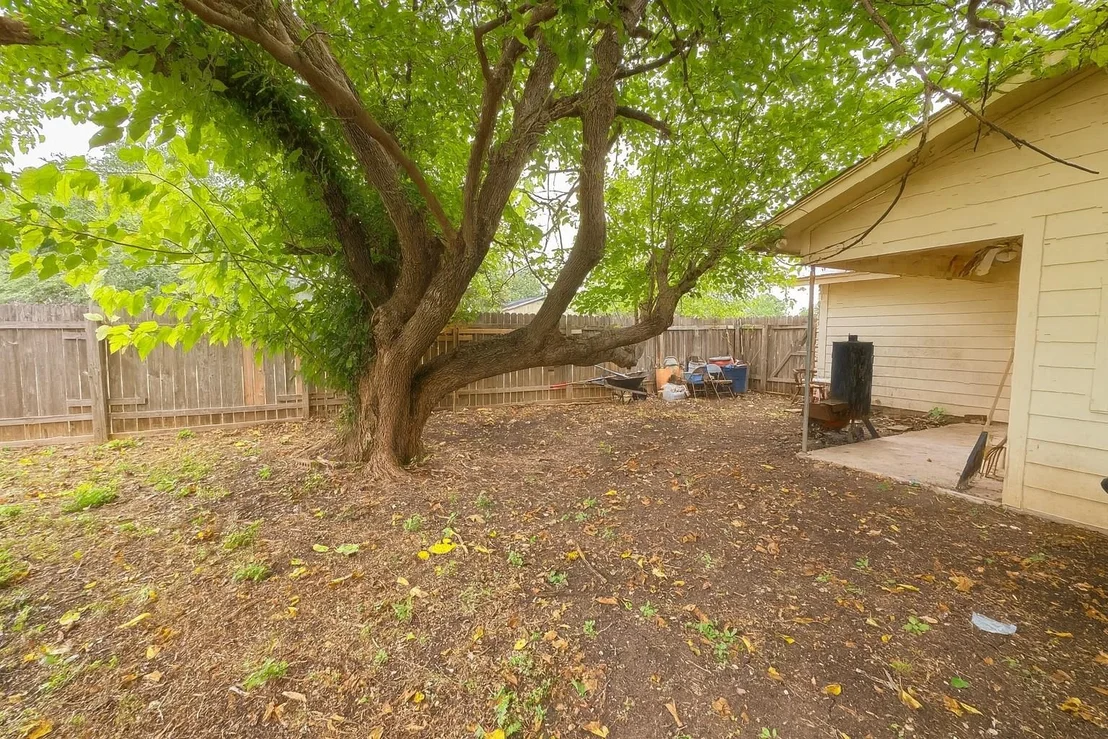 Photo of 2705 Smith Ave