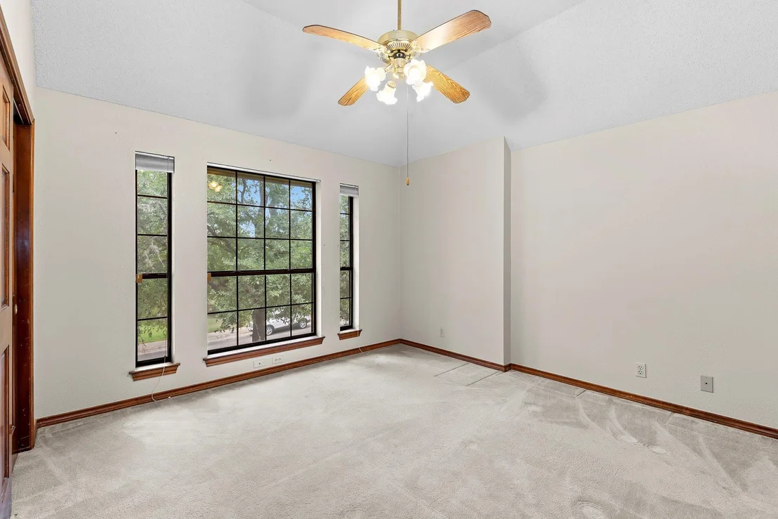 Photo of 9002 Scotsman DR