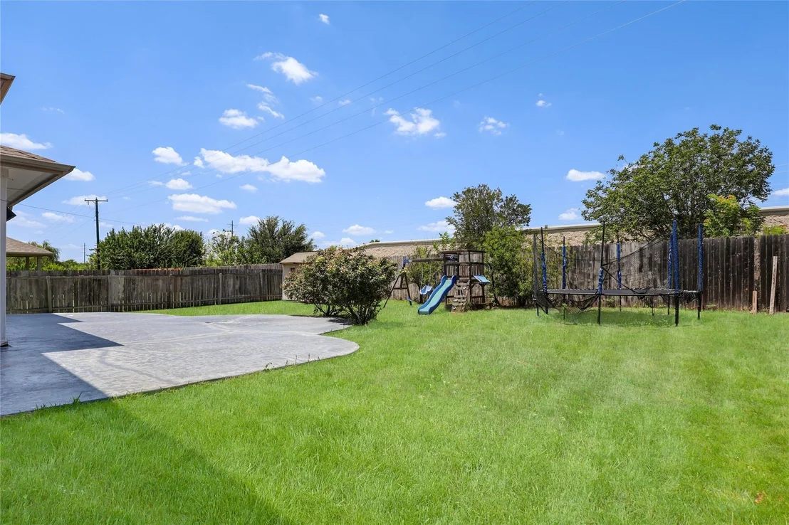 Photo of 916 Abbeyglen Castle DR