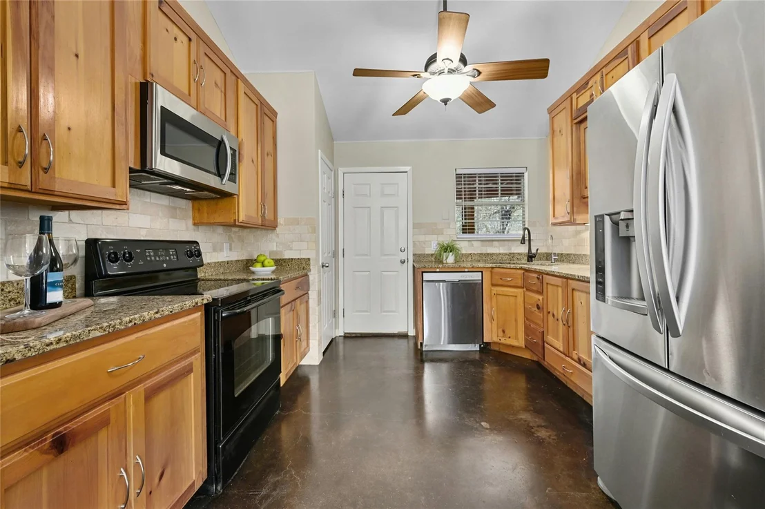 Photo of 14707 General Williamson DR