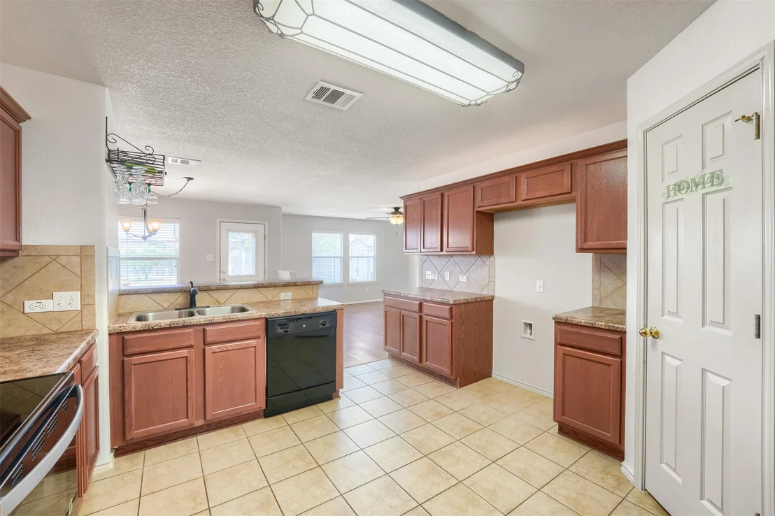 Photo of 13200 Ring DR