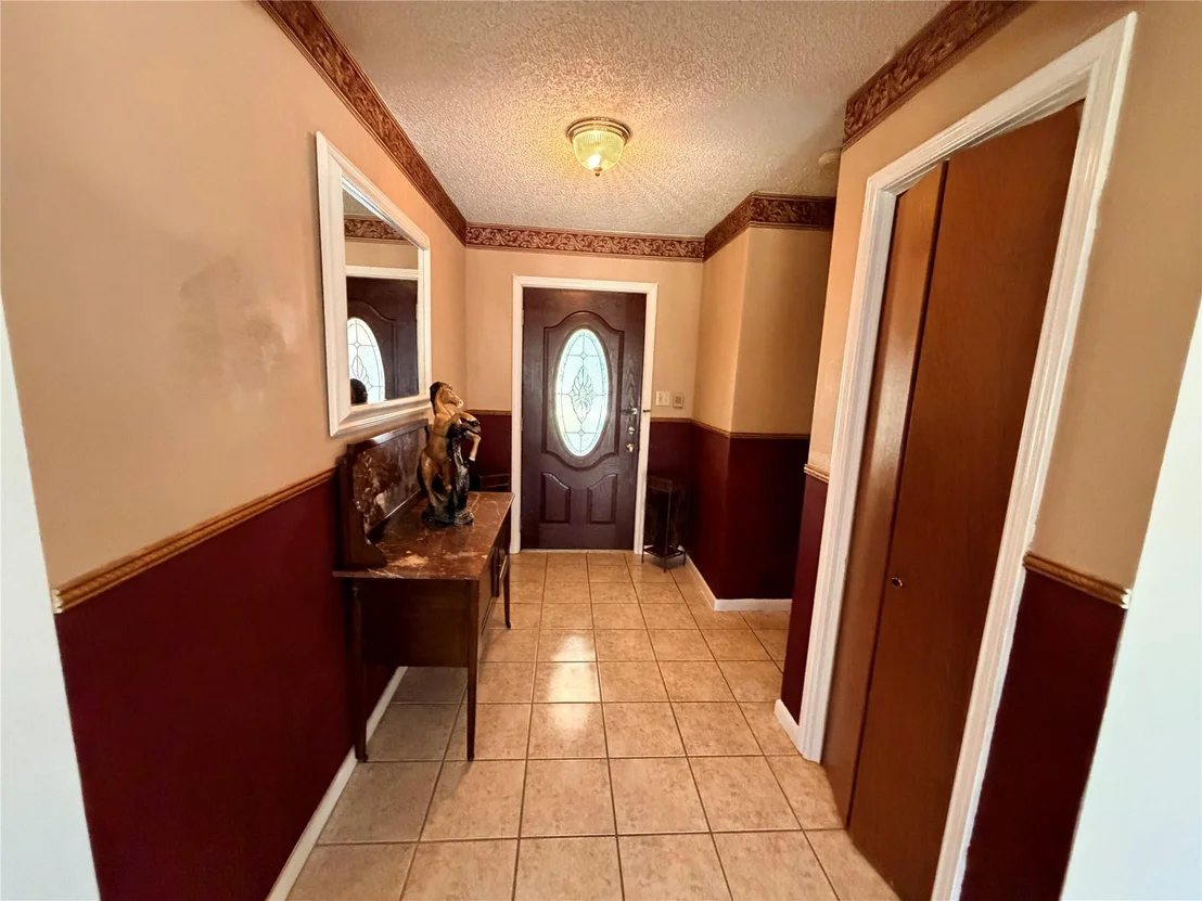 Photo of 2800 Robin RD