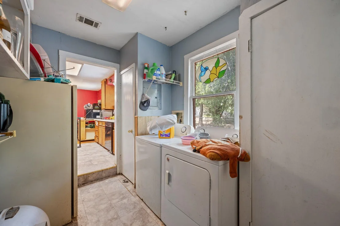 Photo of 9106 Capitol DR