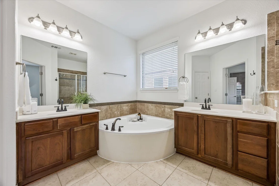 Photo of 2163 Garlic Creek DR